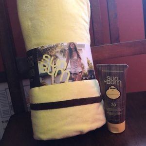 Sun Bum Towel and Sunscreen NEW